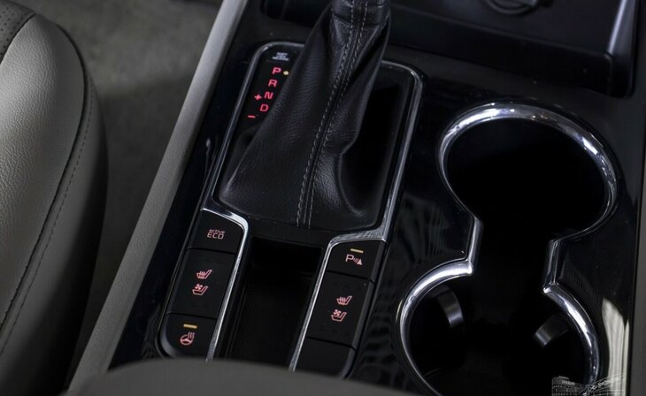 Kia Carnival - Фото 14