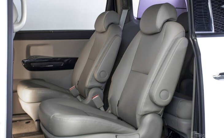 Kia Carnival - Фото 21