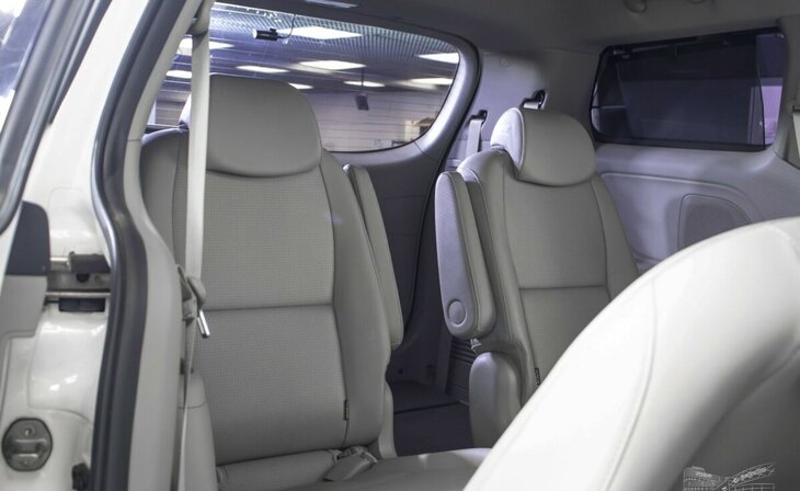 Kia Carnival - Фото 22