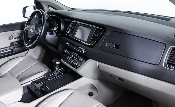 Kia Carnival - Фото 9