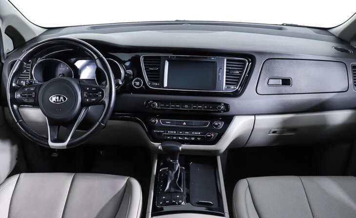 Kia Carnival - Фото 10
