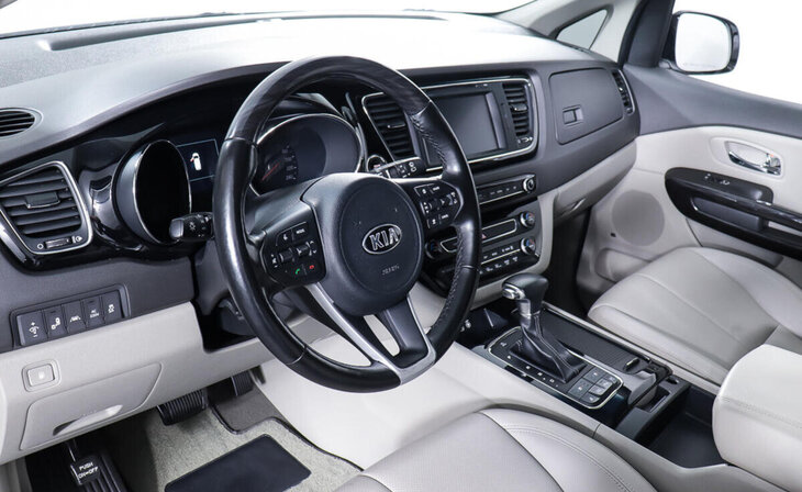 Kia Carnival - Фото 11