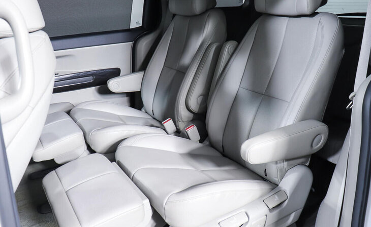 Kia Carnival - Фото 19