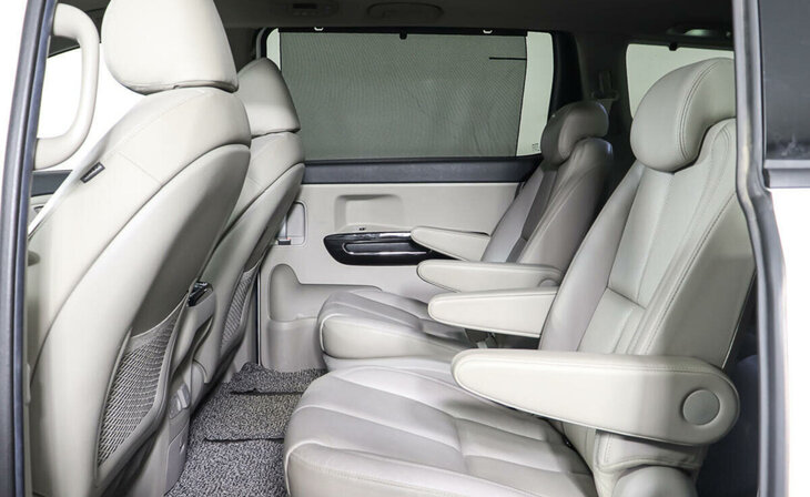 Kia Carnival - Фото 10