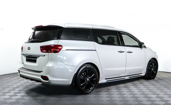 Kia Carnival - Фото 4