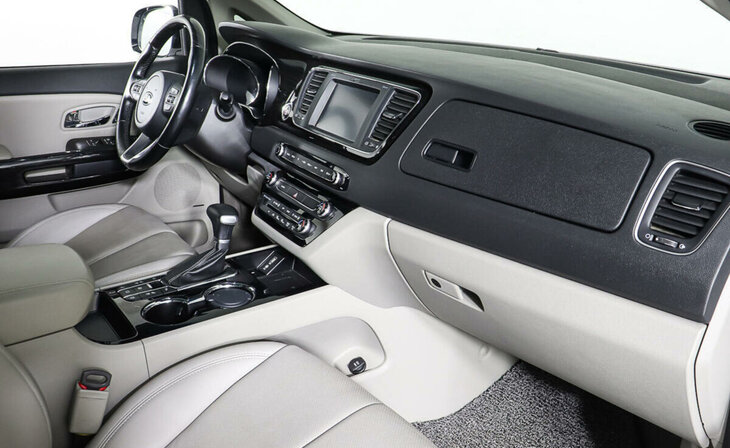 Kia Carnival - Фото 6