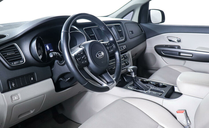Kia Carnival - Фото 11
