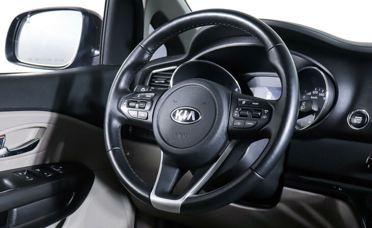 Kia Carnival - Фото 12