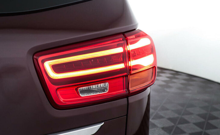 Kia Carnival - Фото 7