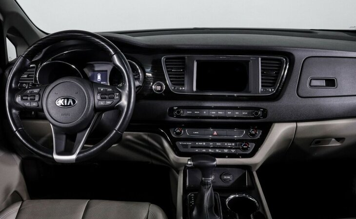 Kia Carnival - Фото 7