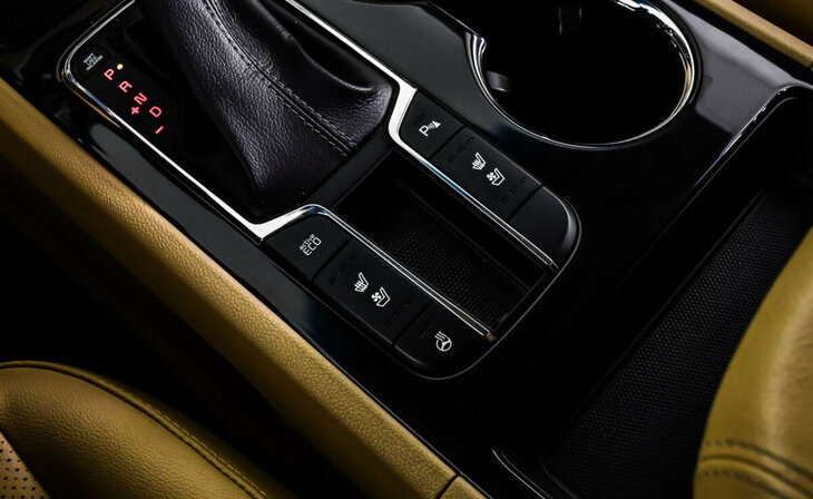 Kia Carnival - Фото 12