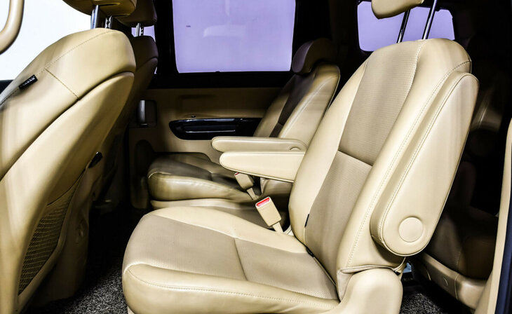 Kia Carnival - Фото 18