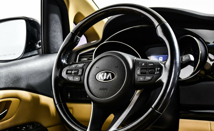 Kia Carnival - Фото 7