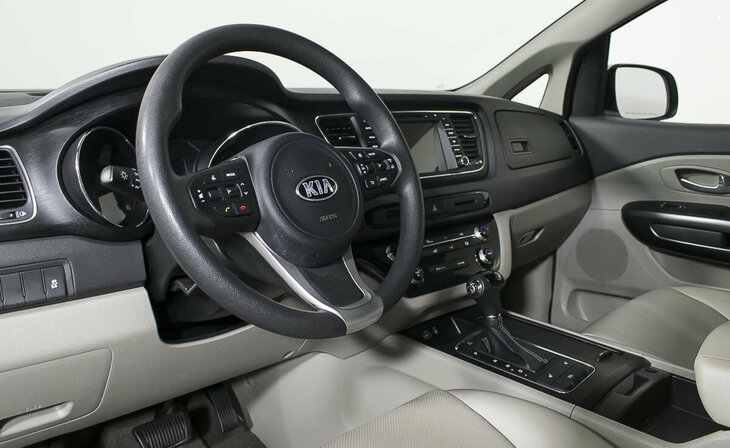 Kia Carnival - Фото 11
