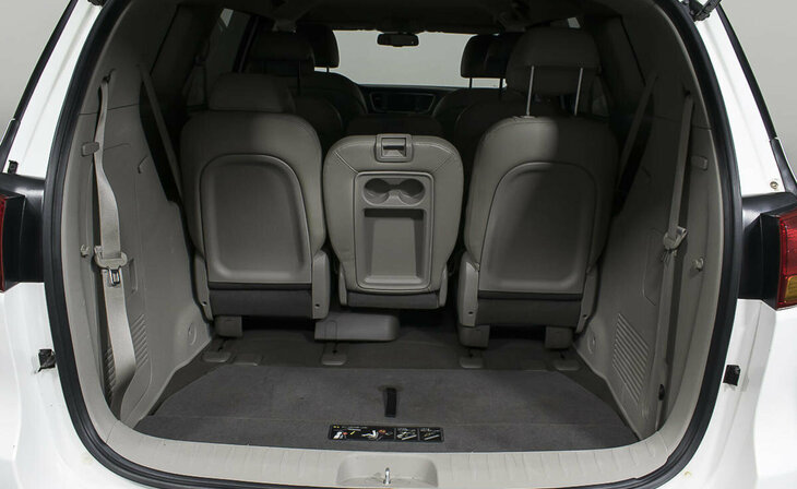 Kia Carnival - Фото 17