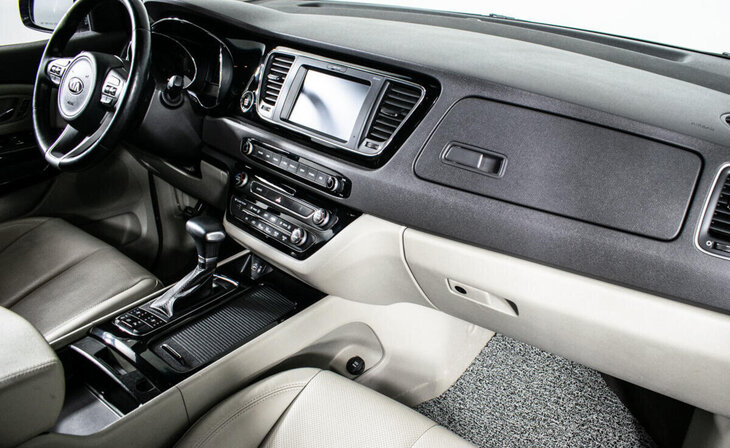 Kia Carnival - Фото 6