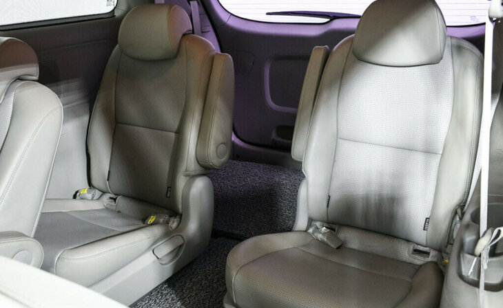 Kia Carnival - Фото 11