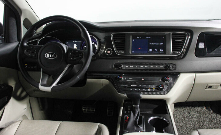 Kia Carnival - Фото 6