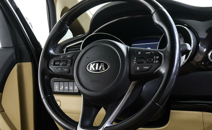 Kia Carnival - Фото 11