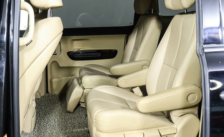 Kia Carnival - Фото 20