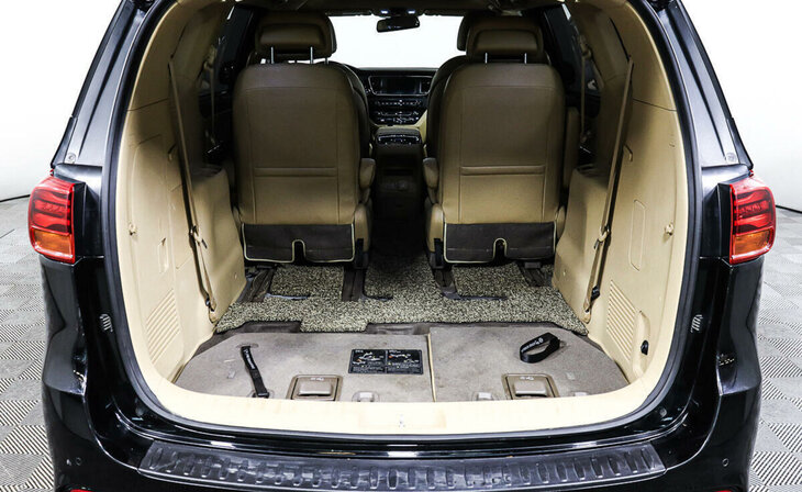 Kia Carnival - Фото 22