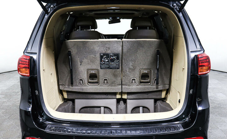 Kia Carnival - Фото 23