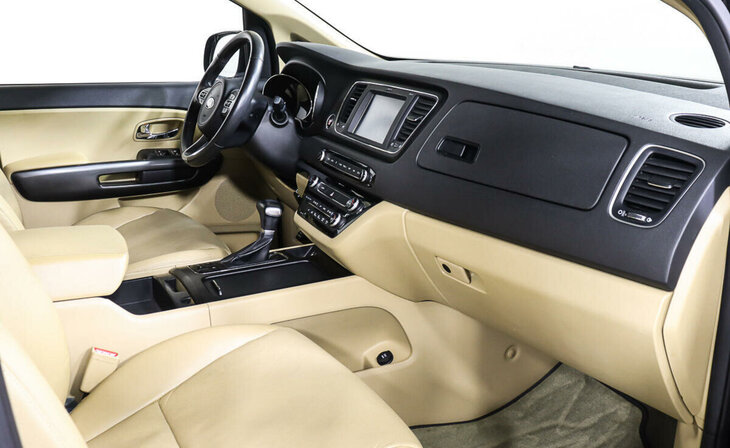 Kia Carnival - Фото 8