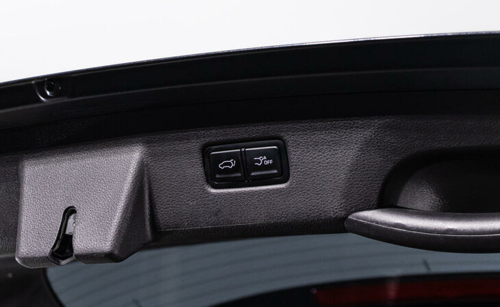 Kia Carnival - Фото 26