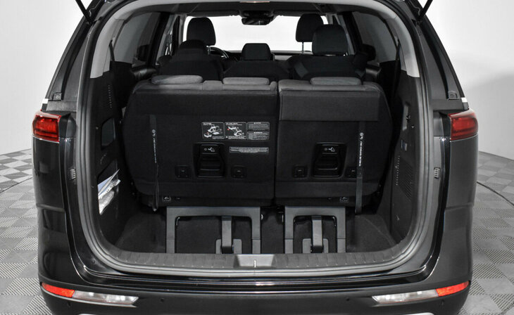 Kia Carnival - Фото 16