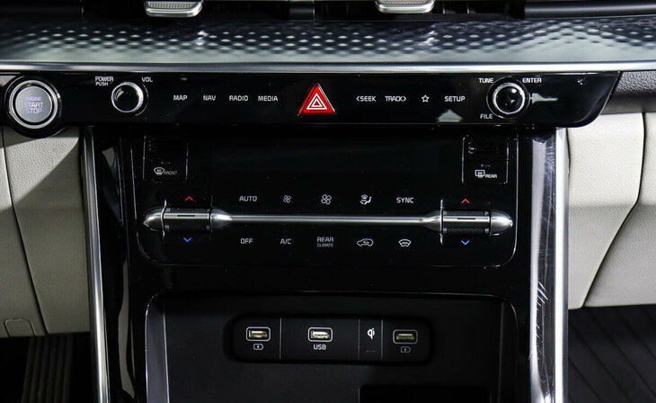 Kia Carnival - Фото 12