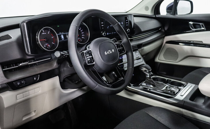 Kia Carnival - Фото 7