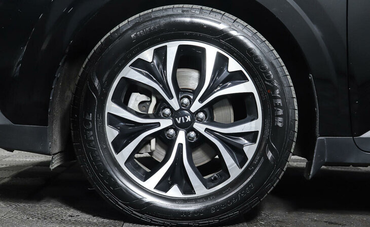 Kia Carnival - Фото 7