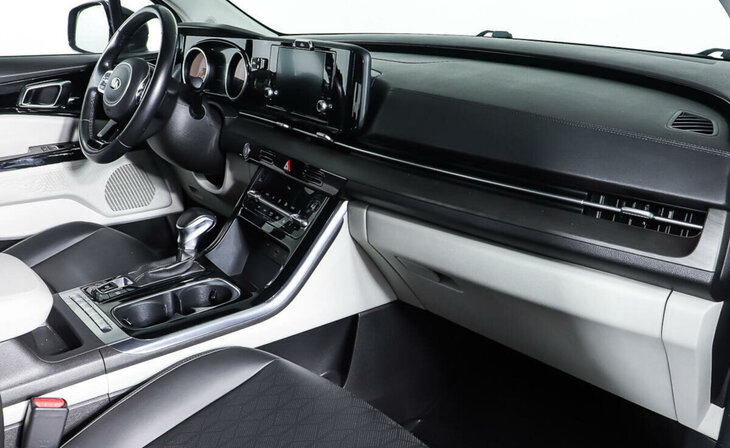 Kia Carnival - Фото 8