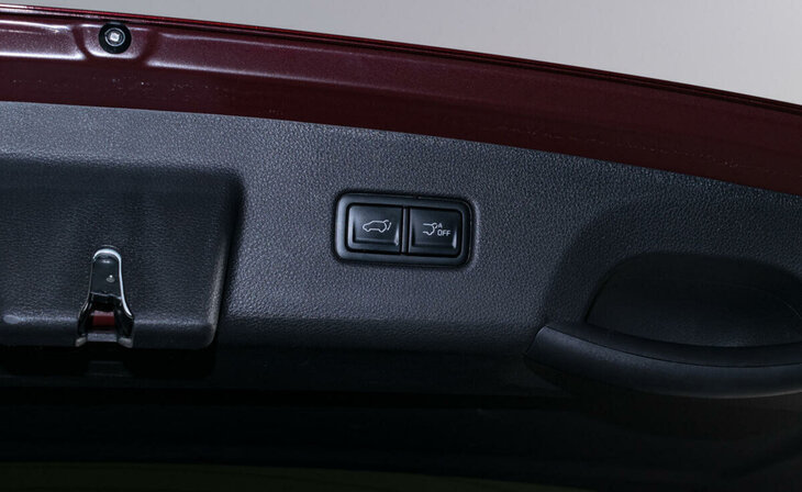 Kia Carnival - Фото 24