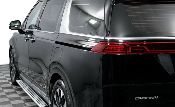 Kia Carnival - Фото 8