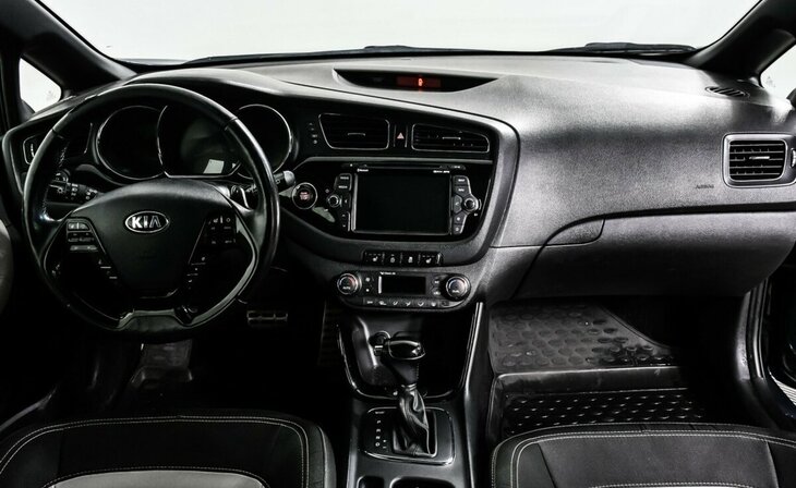 Kia Ceed - Фото 7