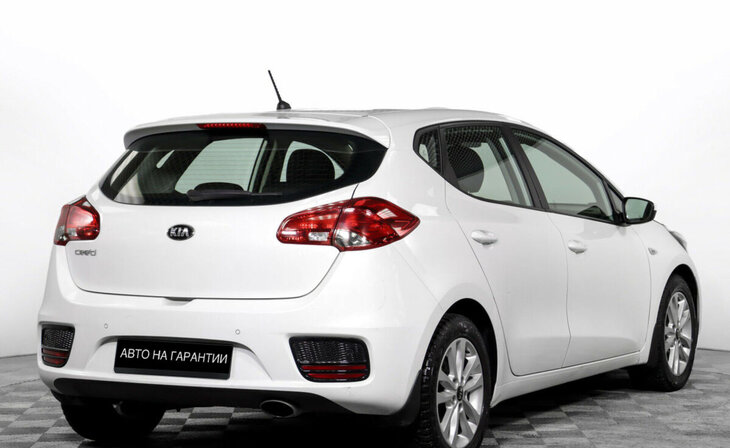 Kia Ceed - Фото 4