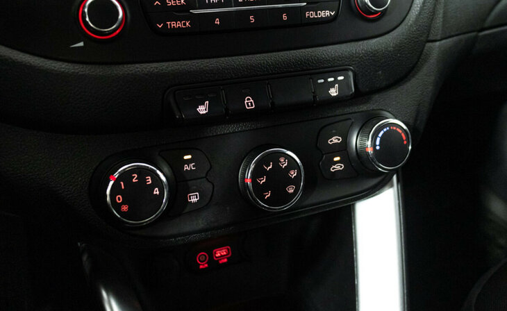 Kia Ceed - Фото 10