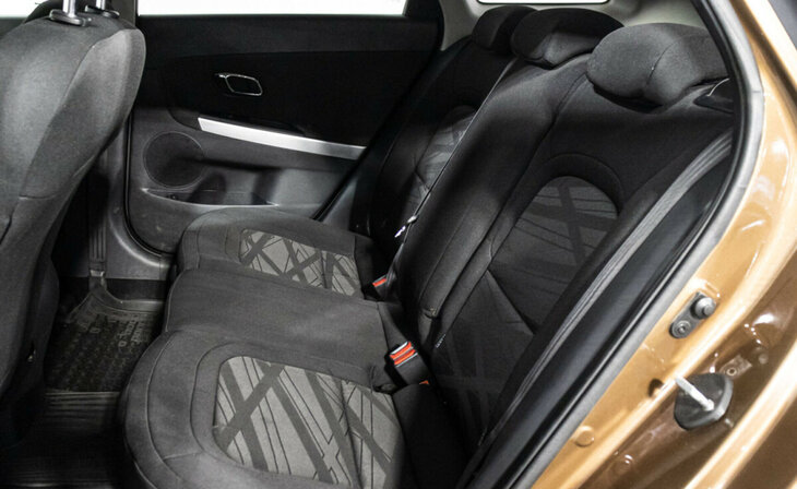 Kia Ceed - Фото 11