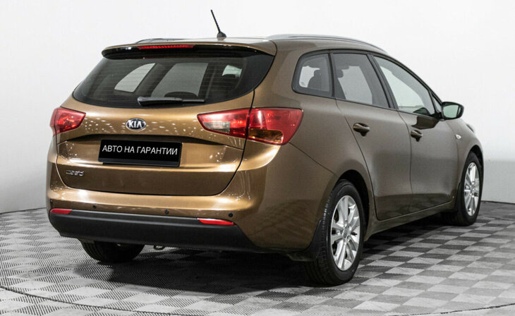 Kia Ceed - Фото 4