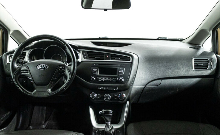 Kia Ceed - Фото 7