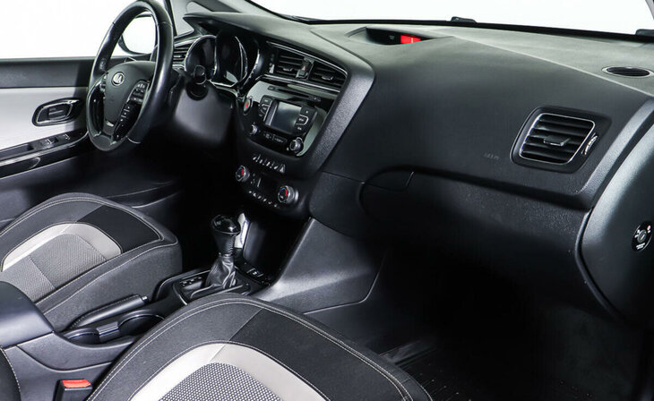 Kia Ceed - Фото 8