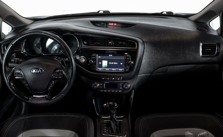 Kia Ceed - Фото 5