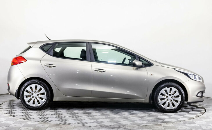 Kia Ceed - Фото 3