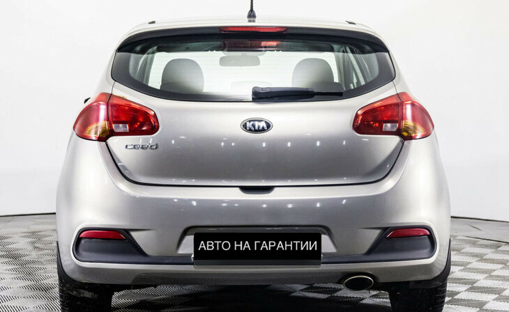 Kia Ceed - Фото 5