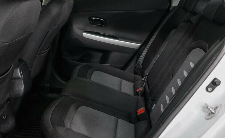 Kia Ceed - Фото 10