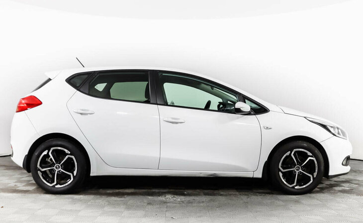 Kia Ceed - Фото 3