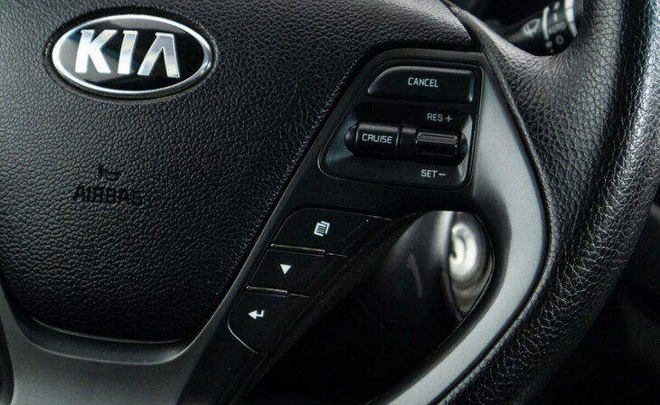 Kia Ceed - Фото 9