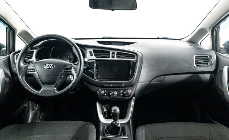 Kia Ceed - Фото 5