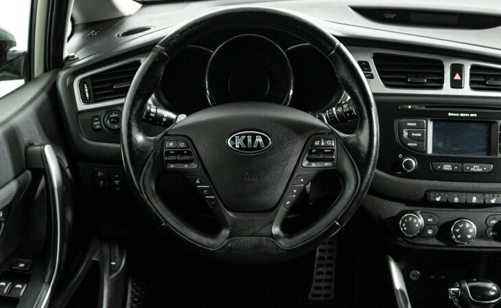 Kia Ceed - Фото 7